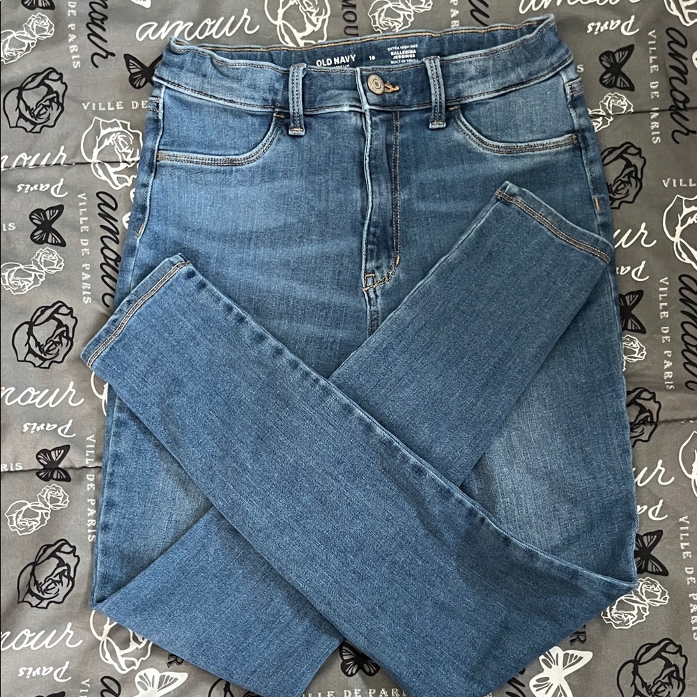 Old Navy Girl’s Classic Blue Skinny Jeans